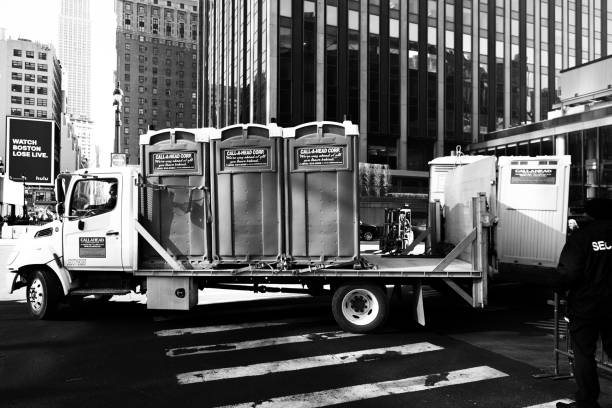 Best Portable restroom trailer rental  in Sun City Center, FL